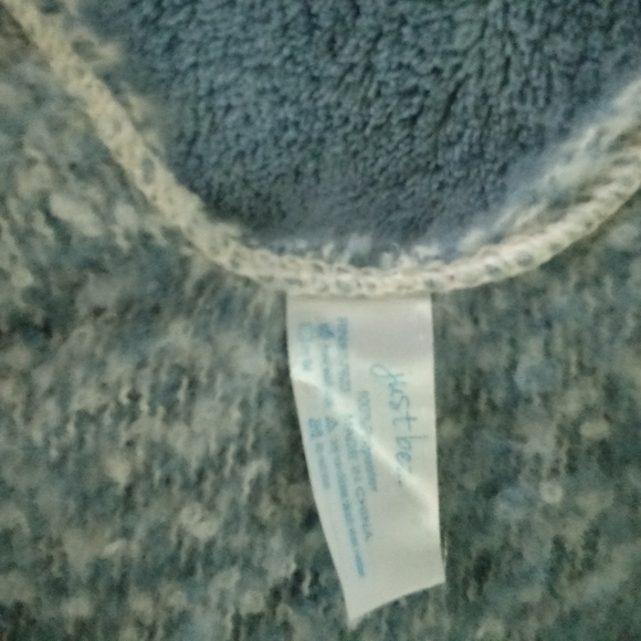 "JUST BE" blue shrug/shawl - Picture 2 of 4